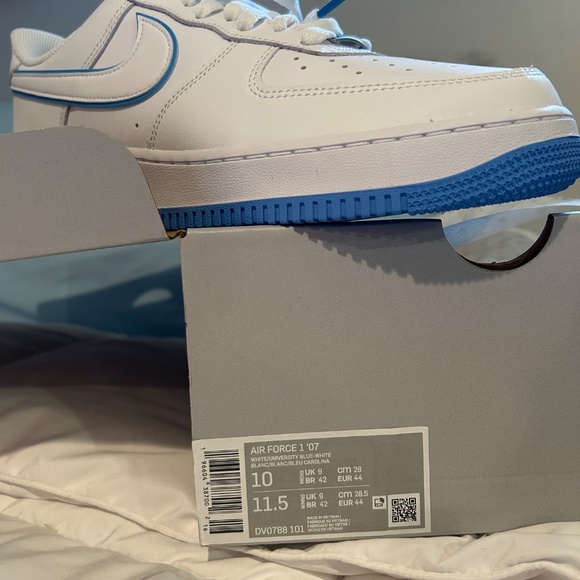 Nike Men’s size 10 Medium New. $110 Each pair. - Picture 6 of 10